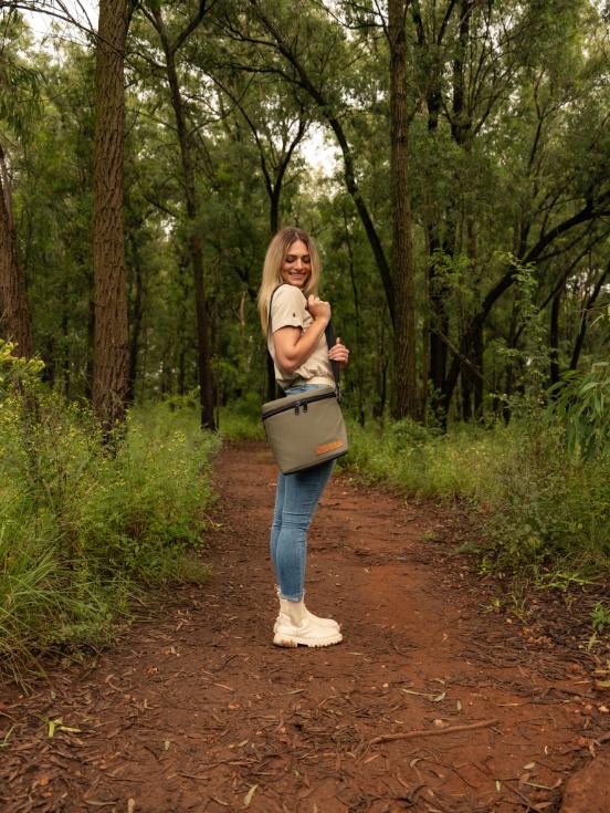 Small Cooler Bag – 27 x 14 x 27 cm