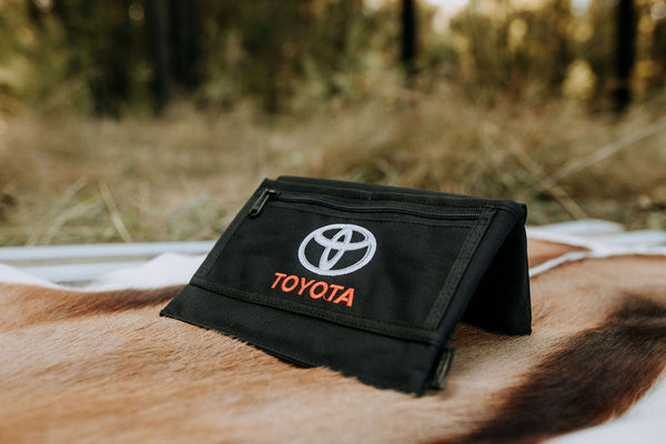 Armrest - Embroided / Branded